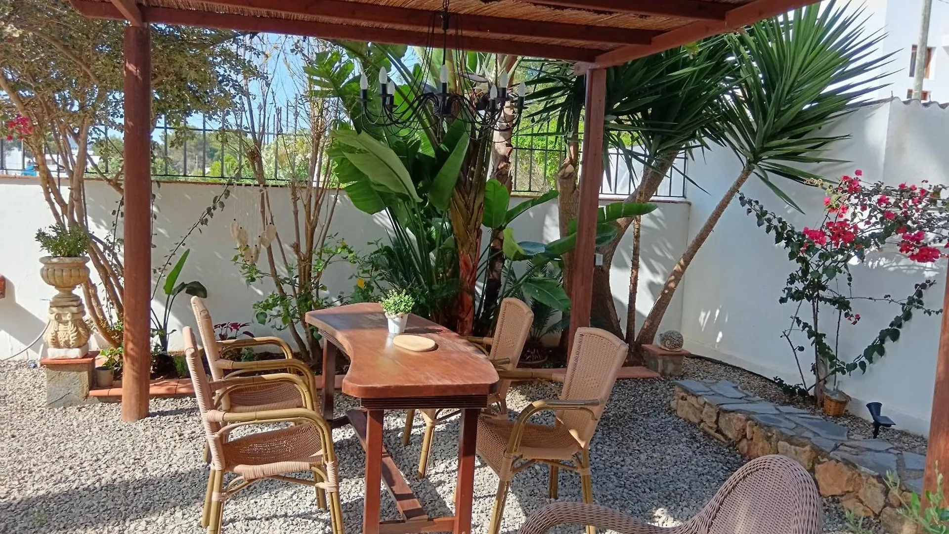 Casa Susana サンタ・エウラリア・デス・リウ 別荘